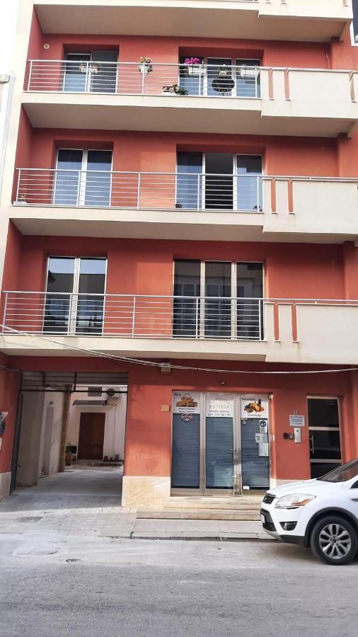 Oro Bianco Apartment มาร์ซาลา ภายนอก รูปภาพ